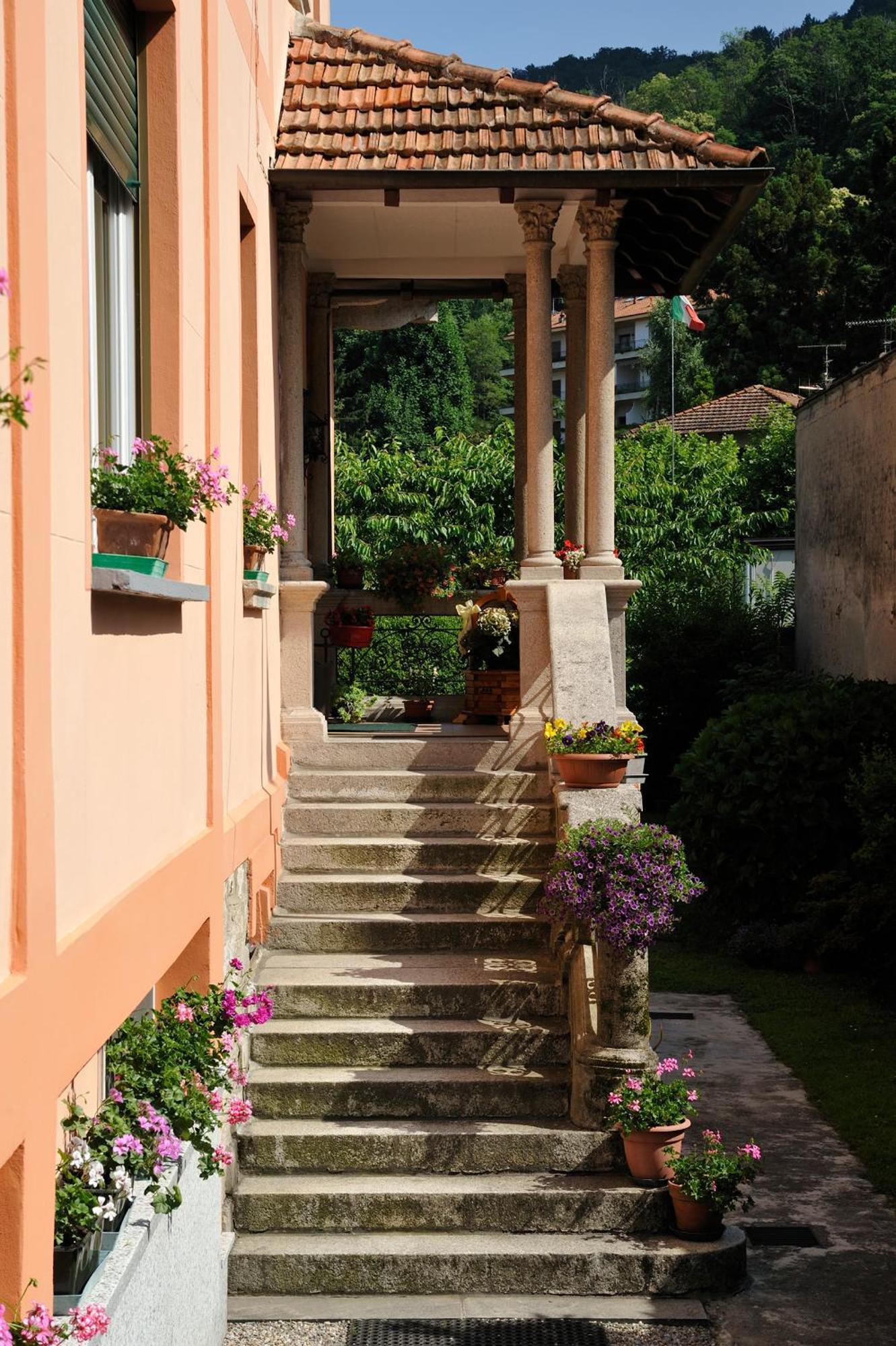 Mon Toc Stresa