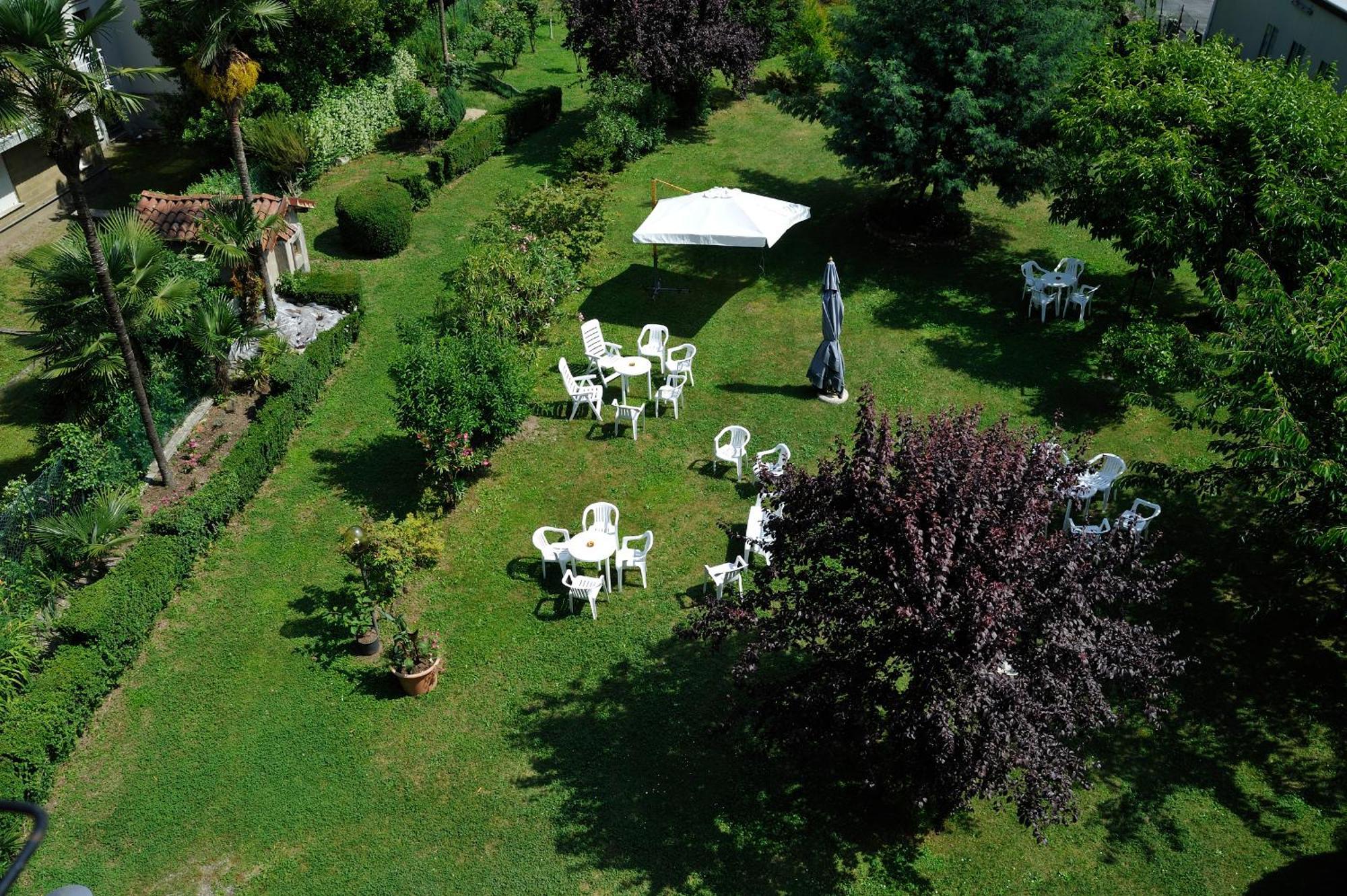 Hotel Mon Toc 2*